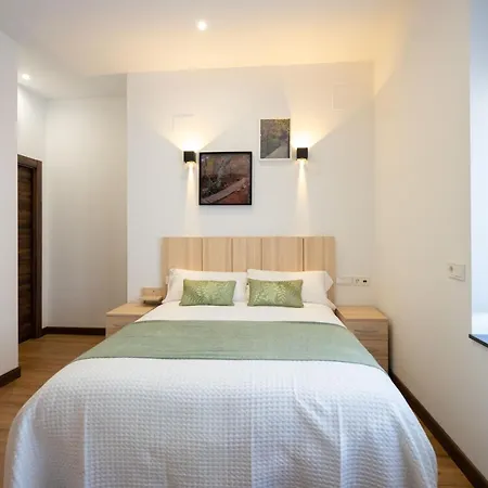 Cuatro Estaciones * La Pola de Gordon