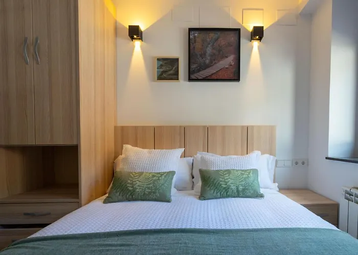 Cuatro Estaciones La Pola de Gordon